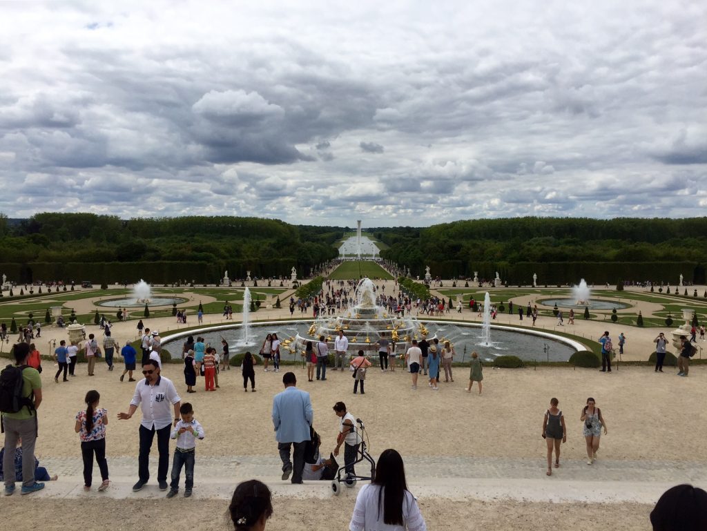 Ooh la la, Versailles, and its royal gardens! Our Parisian Summer's afternoon scene.